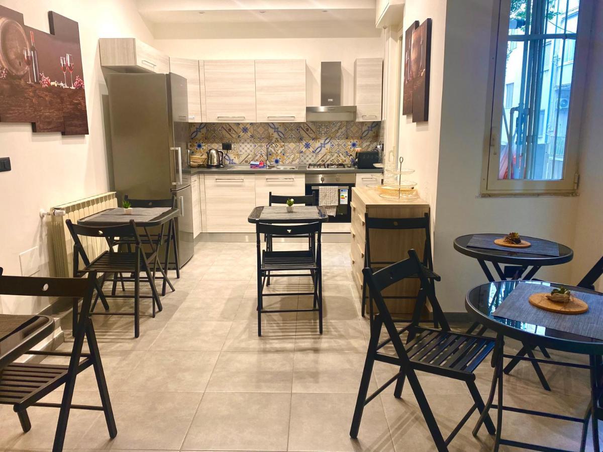 B&B I Miti Dell Etna Catania Centro Vicino Il Duomo Exterior foto